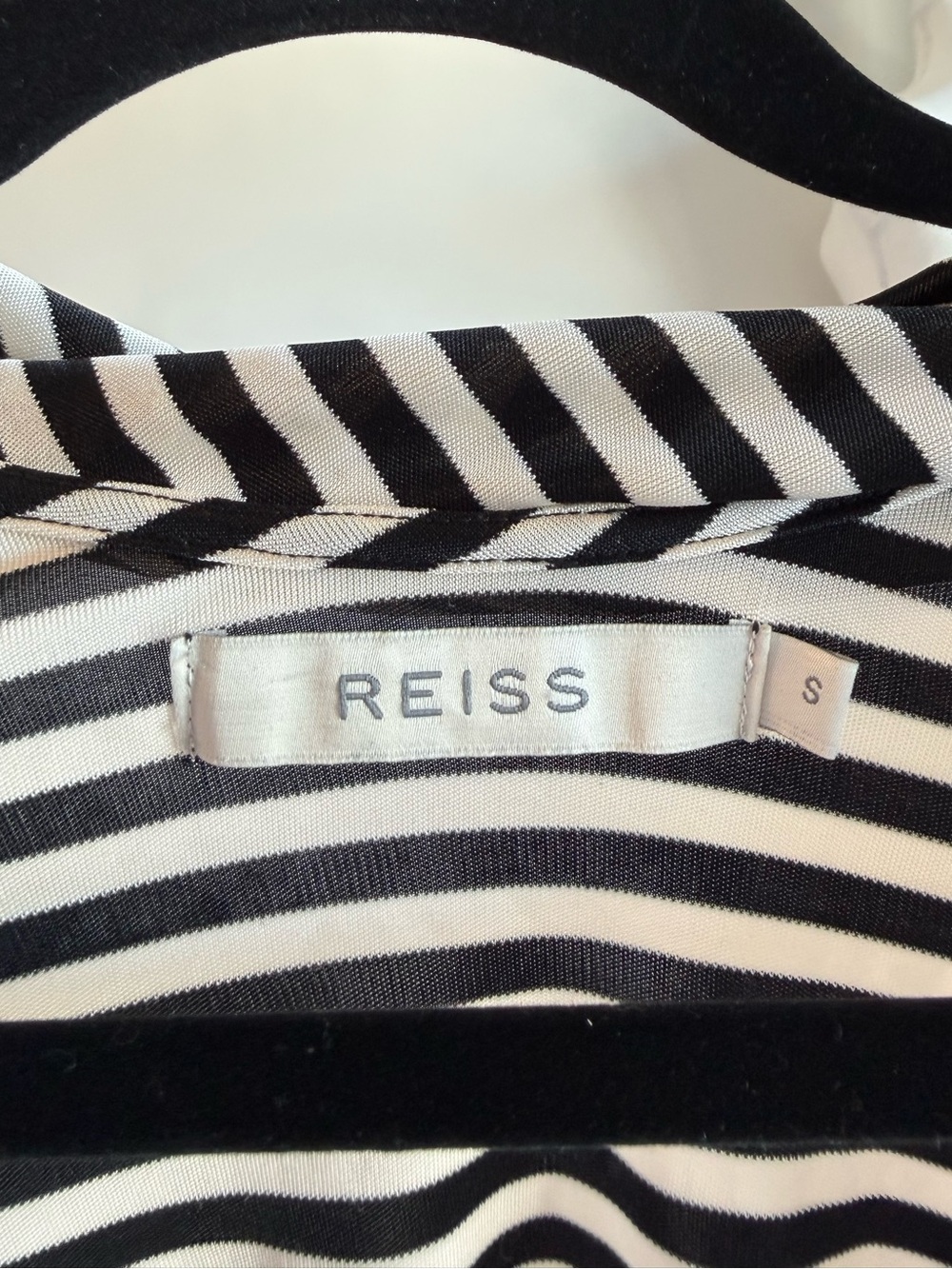 Reiss Black White Striped Cowl Neck Off Shoulder Top Small - Picture 5 of 5